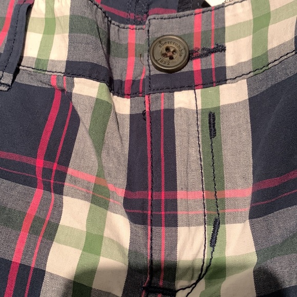 Plaid shorts - Picture 9 of 9